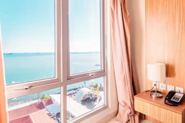 hotel di balikpapan dekat pantai